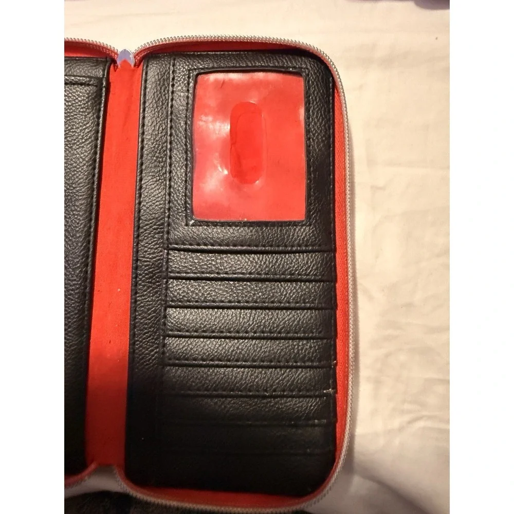 Pokémon Lounge fly Zip Up Wallet Red And Black